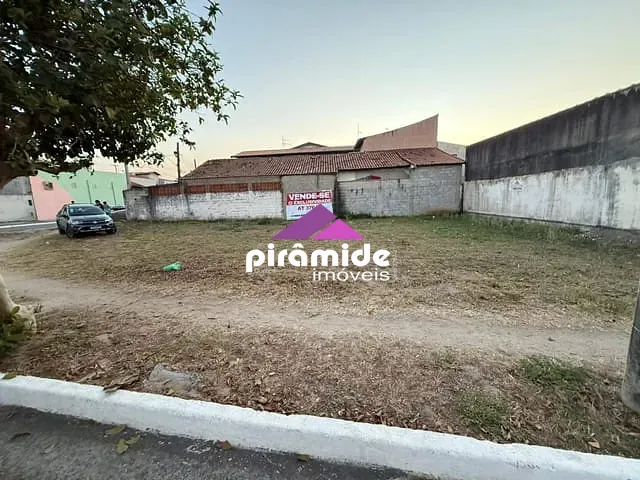 Terreno com 376m², à venda, no bairro Galo Branco em São José dos Campos