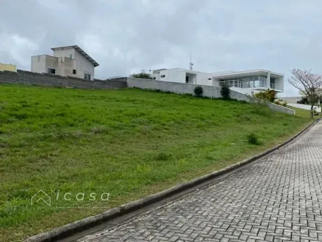 Terreno com 1200m², à venda, no bairro Residencial Colinas do Parahyba em São José dos Campos