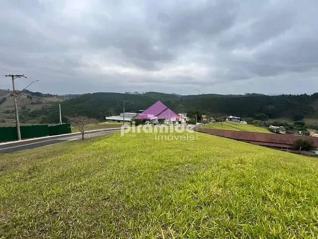 Terreno com 2100m², à venda, no bairro paraibuna em Paraibuna