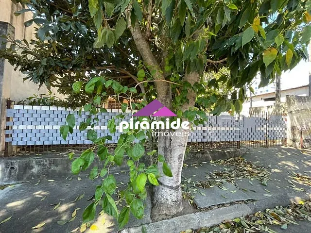 Terreno com 600m², à venda, no bairro Vila Tatetuba em São José dos Campos