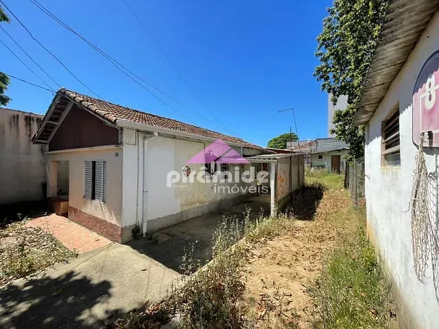 Terreno com 600m², à venda, no bairro Vila Tatetuba em São José dos Campos