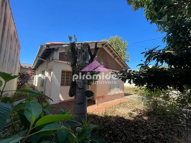 Terreno com 600m², à venda, no bairro Vila Tatetuba em São José dos Campos