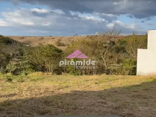 Terreno com 360m², à venda, no bairro Loteamento Verana em São José dos Campos