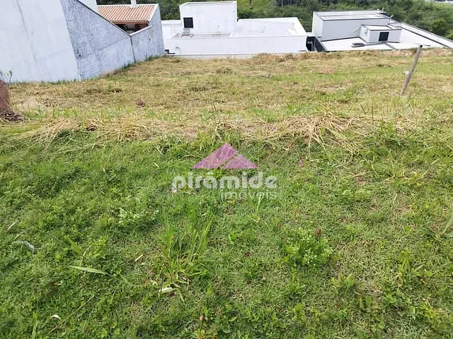 Terreno com 378m², à venda, no bairro Loteamento Verana em São José dos Campos