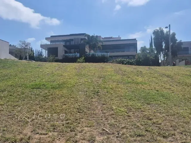 Terreno com 715m², à venda, no bairro Condomínio Reserva do Paratehy em São José dos Campos