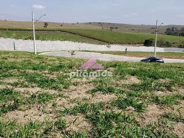 Terreno com 660m², à venda, no bairro Piedade em Caçapava