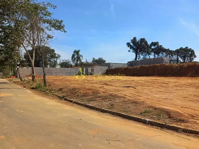Terreno com 140m², à venda, no bairro Jardim Santa Tereza em Taubaté
