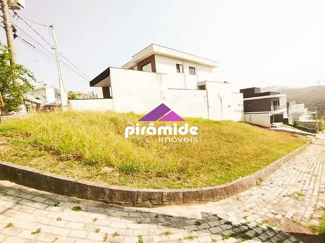 Terreno com 347m², à venda, no bairro Condomínio Residencial Mantiqueira em São José dos Campos