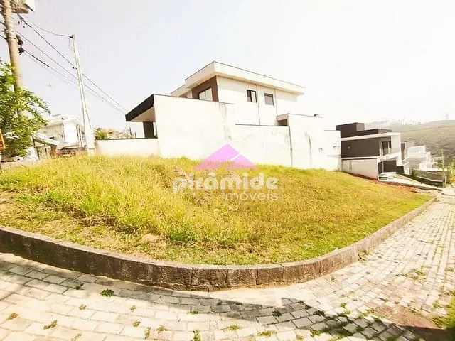 Terreno com 347m², à venda, no bairro Condomínio Residencial Mantiqueira em São José dos Campos