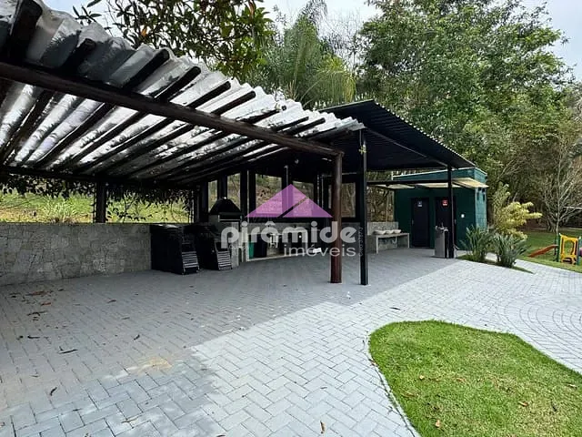 Terreno com 725m², à venda, no bairro Urbanova em São José dos Campos