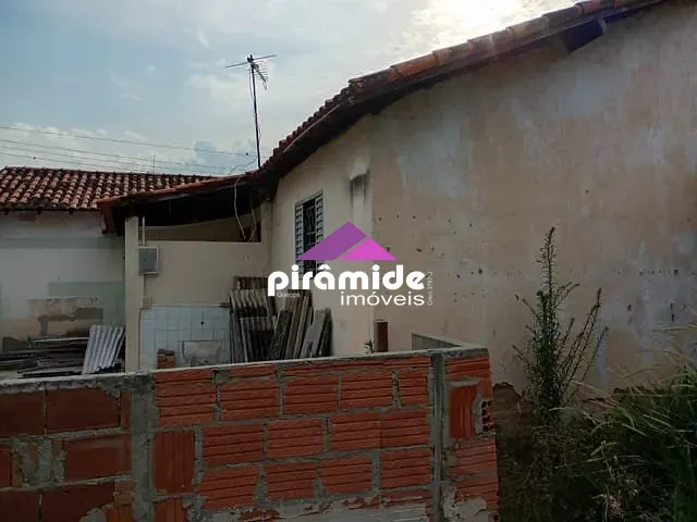 Terreno com 225m², à venda, no bairro Eugênio de Mello em São José dos Campos