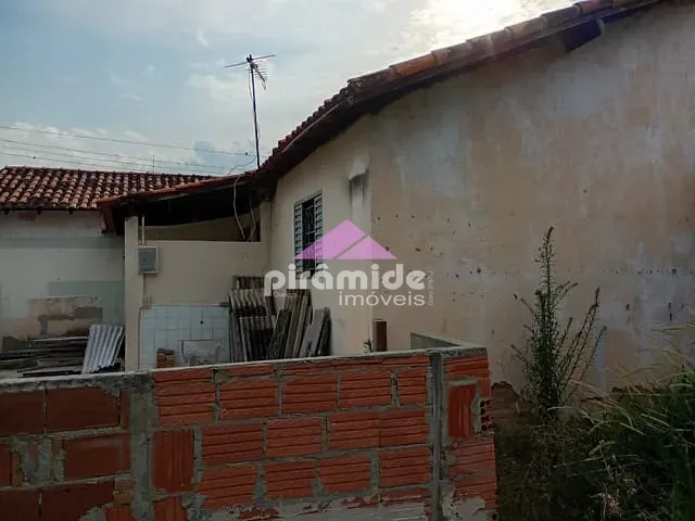 Terreno com 225m², à venda, no bairro Eugênio de Mello em São José dos Campos