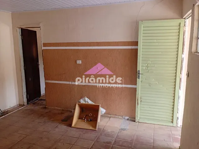 Terreno com 225m², à venda, no bairro Eugênio de Mello em São José dos Campos