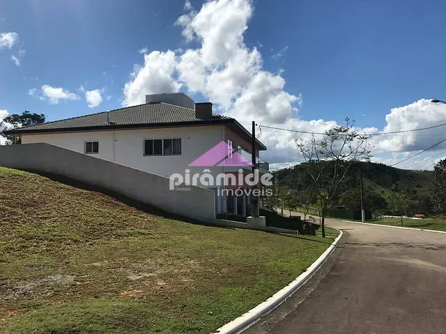 Terreno com 1145m², à venda, no bairro Jambeiro em Jambeiro