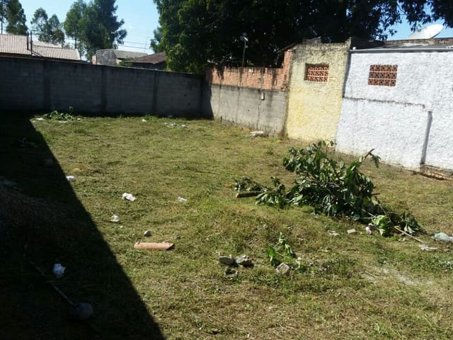 Terreno com 250m², à venda, no bairro Conjunto Residencial Araretama em Pindamonhangaba