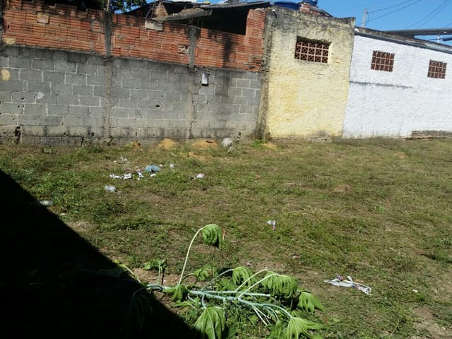 Terreno com 250m², à venda, no bairro Conjunto Residencial Araretama em Pindamonhangaba