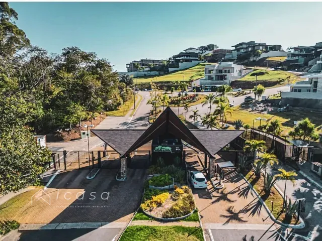 Terreno com 824m², à venda, no bairro Condomínio Reserva do Paratehy em São José dos Campos