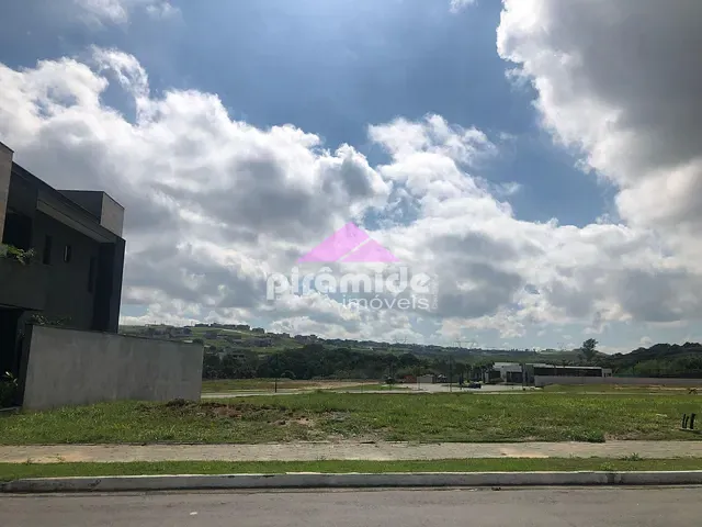 Terreno com 450m², à venda, no bairro Urbanova em São José dos Campos