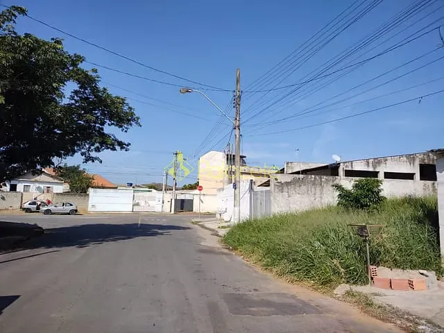 Terreno com 267m², à venda, no bairro Campinas em Pindamonhangaba