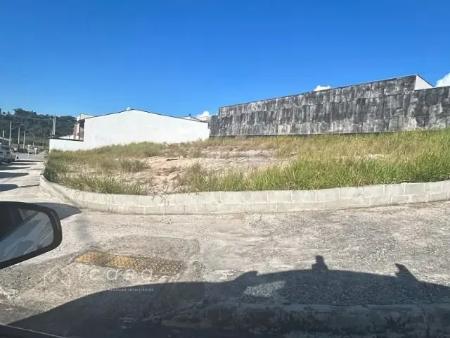 Terreno com 280m², à venda, no bairro Portal dos Passaros em São José dos Campos
