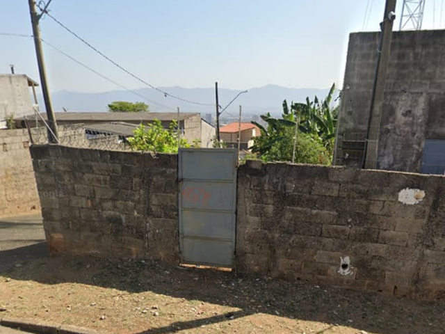 Terreno com 140m², à venda, no bairro Alto São Pedro em Taubaté