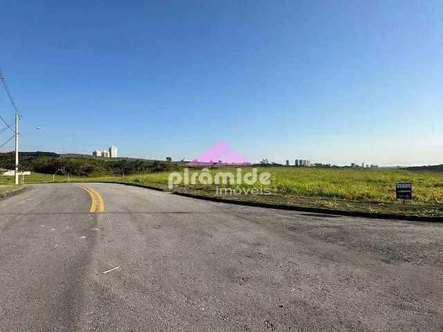 Terreno com 732m², à venda, no bairro Jardim Portugal em São José dos Campos