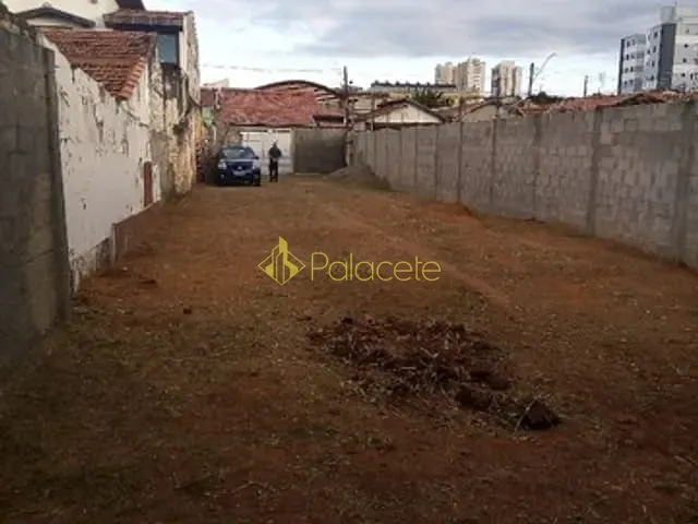 Terreno com 300m², à venda, no bairro Vila Jaboticabeira em Taubaté