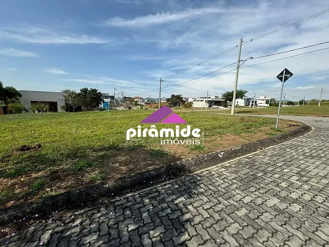 Terreno com 580m², à venda, no bairro Piedade em Caçapava