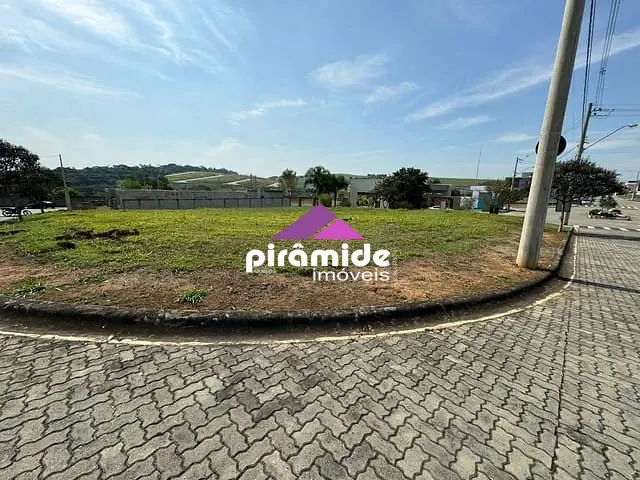 Terreno com 580m², à venda, no bairro Piedade em Caçapava