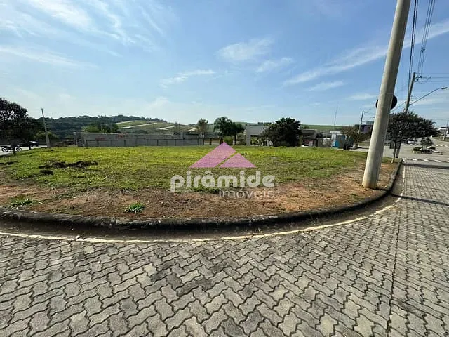 Terreno com 580m², à venda, no bairro Piedade em Caçapava