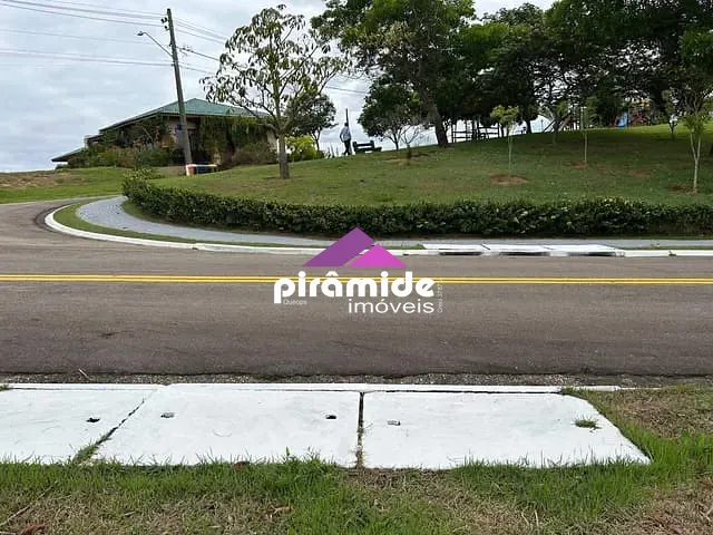 Terreno com 756m², à venda, no bairro Torrão de Ouro II em São José dos Campos