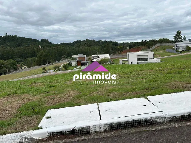 Terreno com 756m², à venda, no bairro Torrão de Ouro II em São José dos Campos