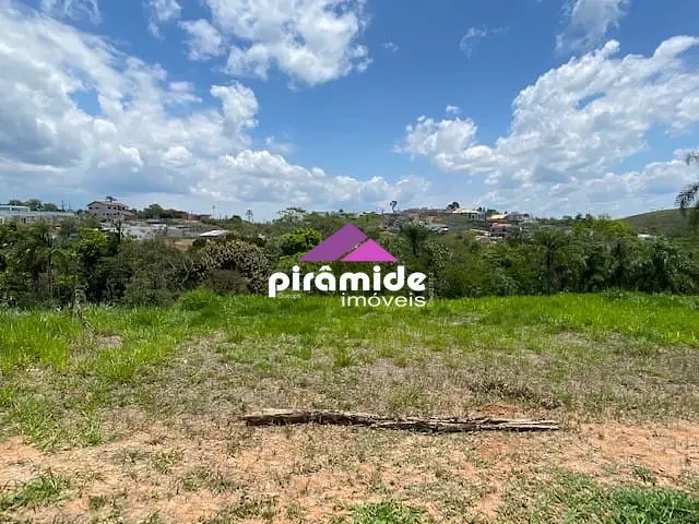 Terreno com 1361m², à venda, no bairro Condomínio Lago Dourado em Jacareí