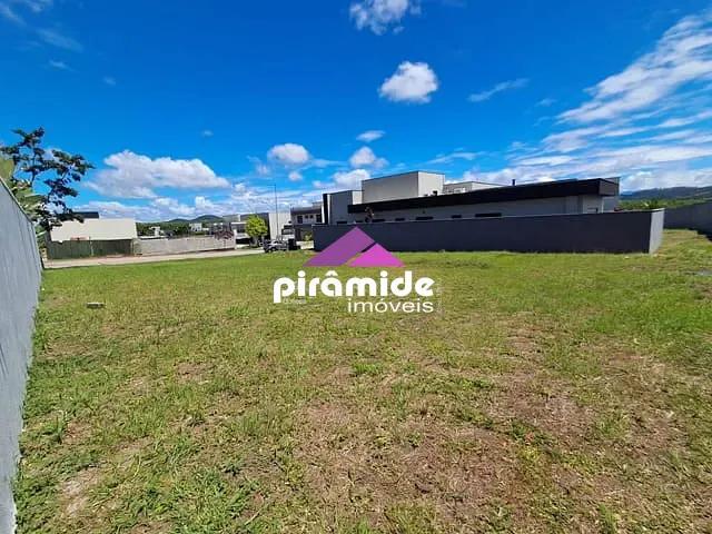 Terreno com 600m², à venda, no bairro Urbanova em São José dos Campos