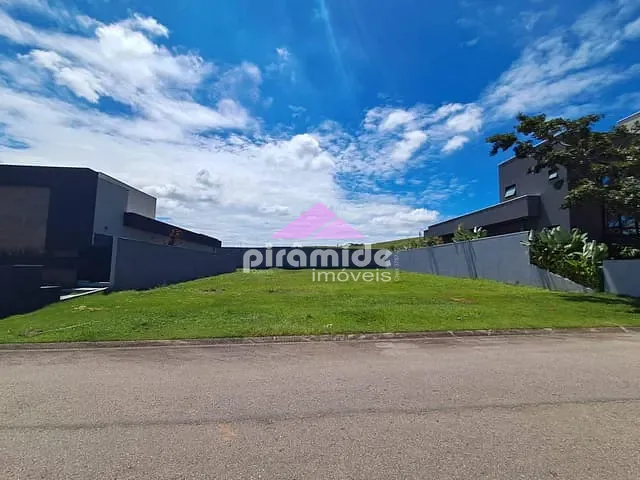 Terreno com 600m², à venda, no bairro Urbanova em São José dos Campos