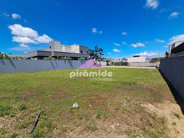 Terreno com 600m², à venda, no bairro Urbanova em São José dos Campos