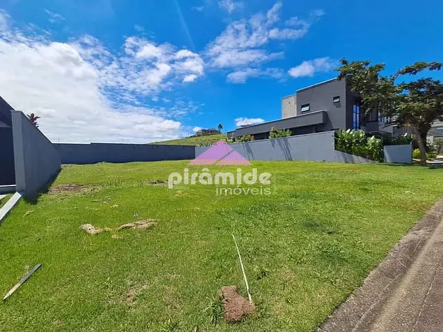 Terreno com 600m², à venda, no bairro Urbanova em São José dos Campos