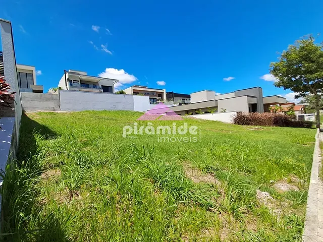 Terreno com 600m², à venda, no bairro Urbanova em São José dos Campos