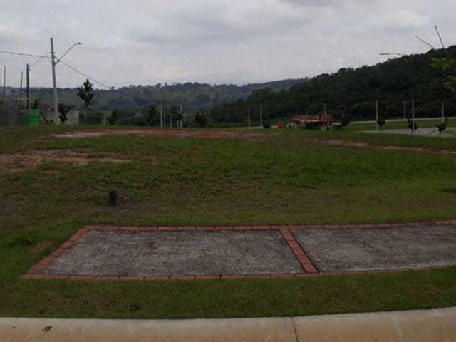 Terreno com 485m², à venda, no bairro Jardim Marlene Miranda em Taubaté