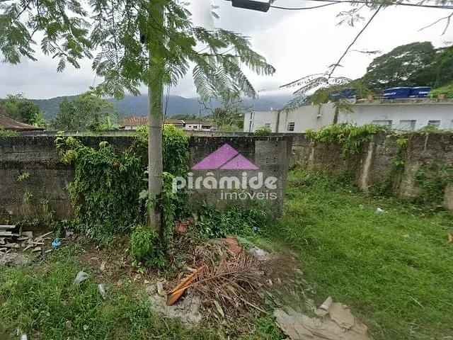 Terreno com 450m², à venda, no bairro Massaguaçu em Caraguatatuba