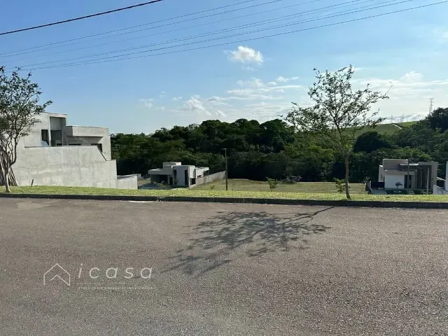 Terreno com 300m², à venda, no bairro Condomínio Terras do Vale em Caçapava