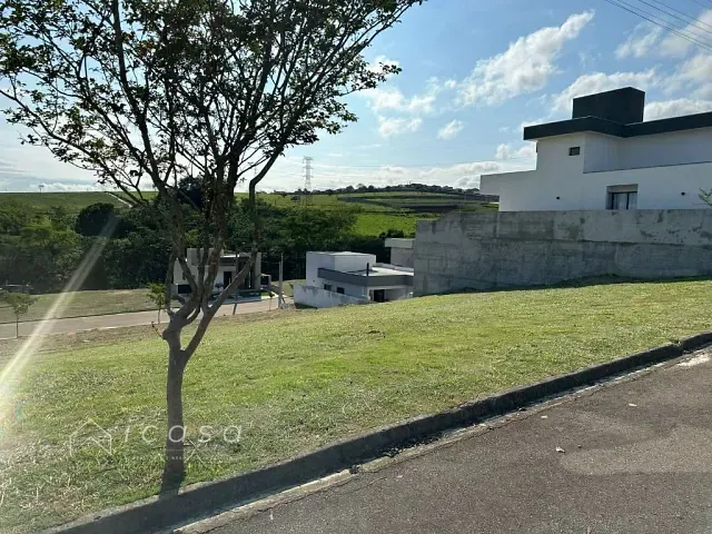 Terreno com 300m², à venda, no bairro Condomínio Terras do Vale em Caçapava