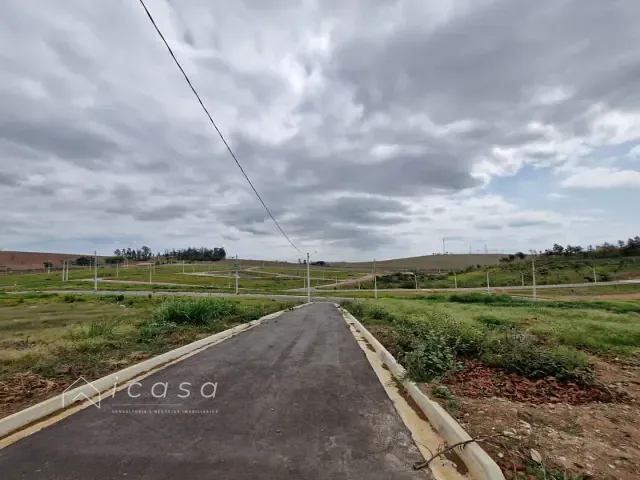 Terreno com 318m², à venda, no bairro Borda da Mata em Caçapava