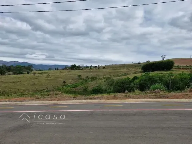 Terreno com 318m², à venda, no bairro Borda da Mata em Caçapava