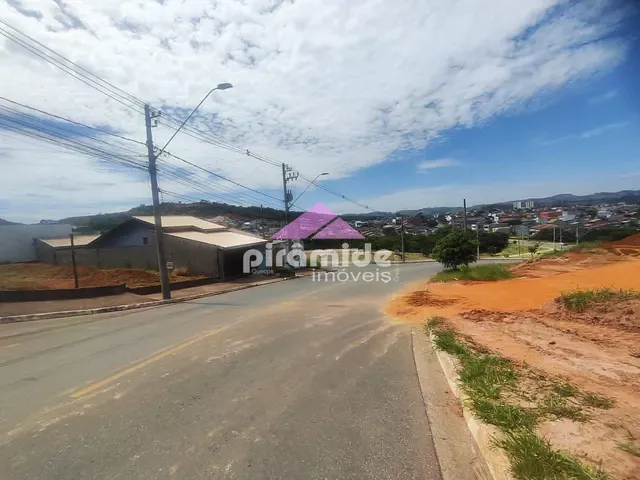 Terreno com 176m², à venda, no bairro Jardim Santa Júlia em São José dos Campos