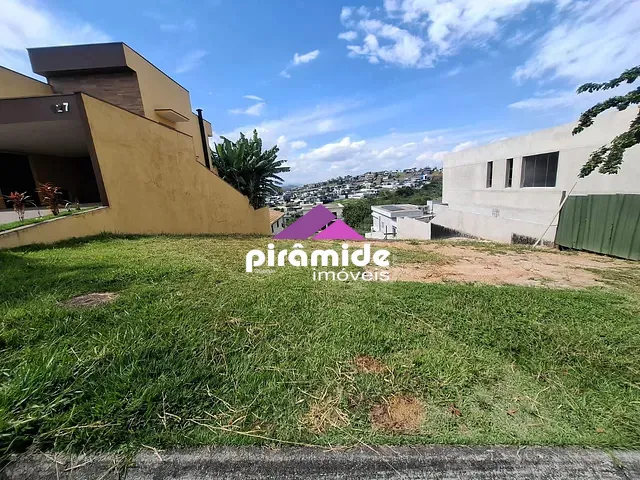 Terreno com 451m², à venda, no bairro Urbanova em São José dos Campos