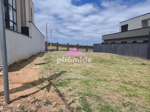 Terreno com 270m², à venda, no bairro Loteamento Floresta em São José dos Campos
