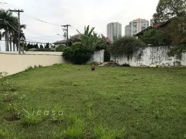 Terreno com 557m², à venda, no bairro Jardim das Colinas em São José dos Campos