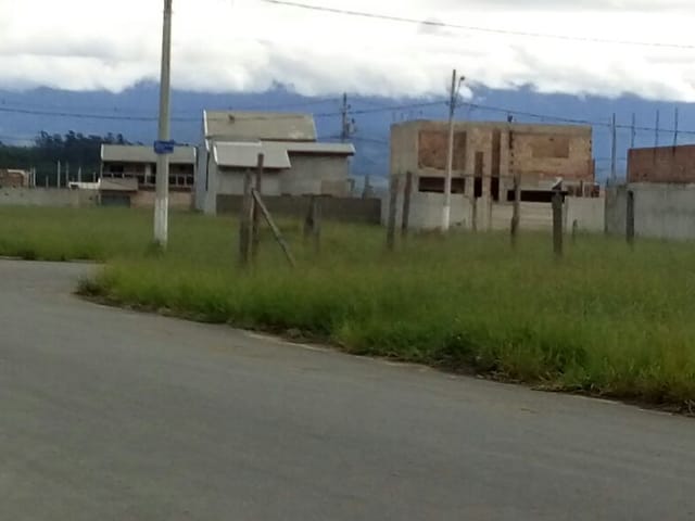 Terreno com 214m², à venda, no bairro Cesar Park em Pindamonhangaba