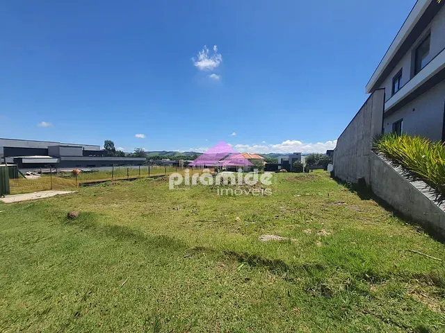 Terreno com 600m², à venda, no bairro Urbanova em São José dos Campos
